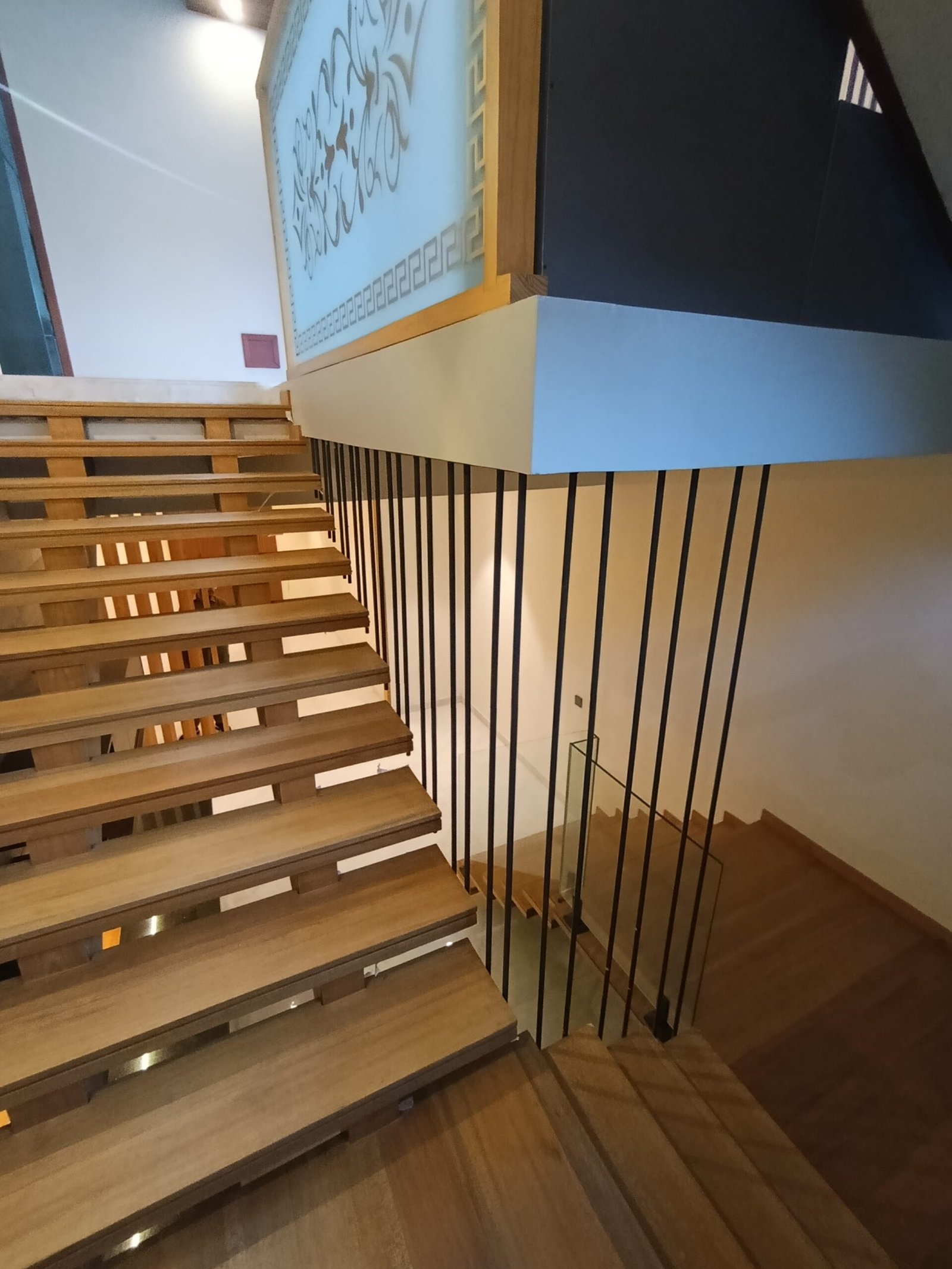 1 Kanal Double Unit House For Sale - Image 5